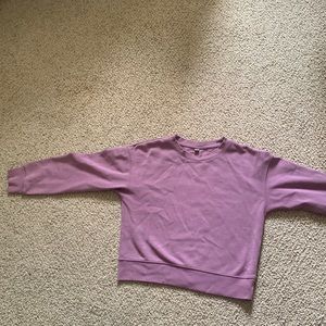 Small uniqlo sweater